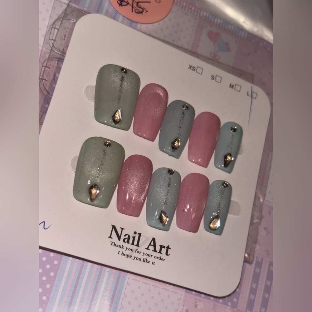 Pastel Dreamhouse press-on nails sz L - Picture 4 of 5